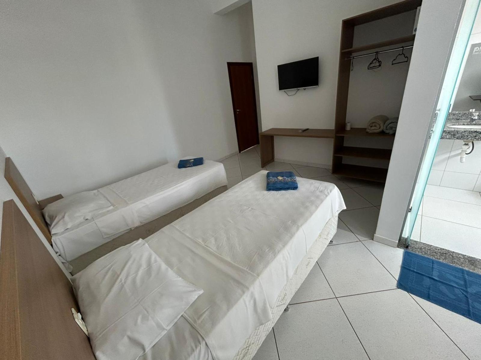 Shalom Flat 3*